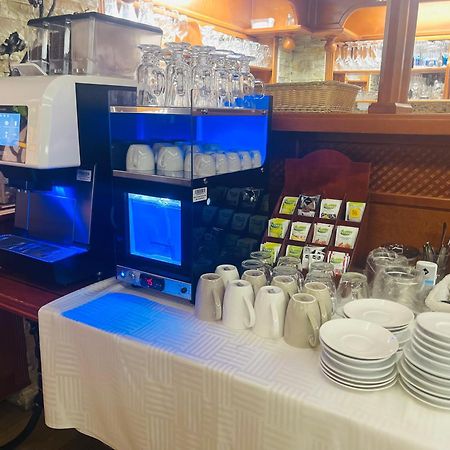 Villa Hotel Debrecen Ngoại thất bức ảnh