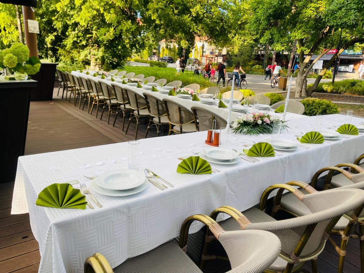 Villa Hotel Debrecen Ngoại thất bức ảnh