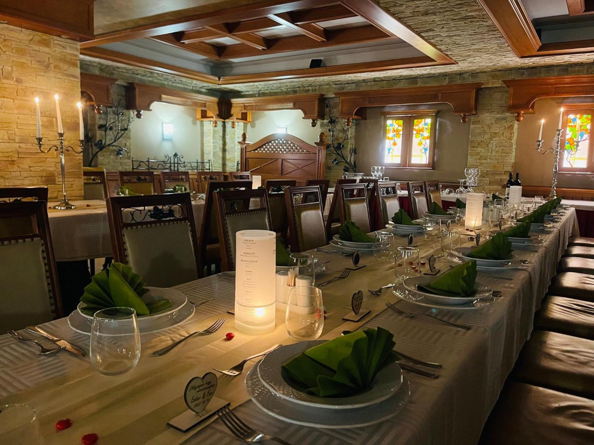 Villa Hotel Debrecen Ngoại thất bức ảnh
