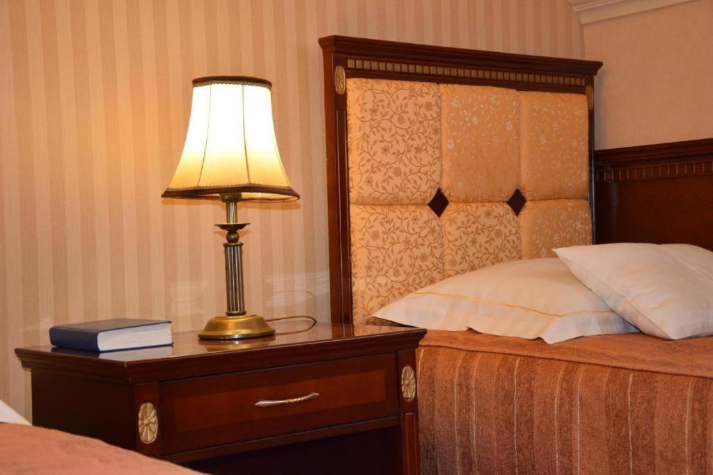 Villa Hotel Debrecen Ngoại thất bức ảnh
